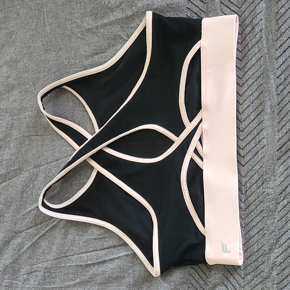 Fabletics L Bra - Picture 2 of 3